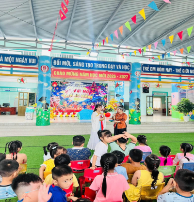 RỘN RÀNG TIẾNG TRỐNG LÂN – TRUNG THU ĐONG ĐẦY YÊU THƯƠNG TẠI MẦM NON HOA MAI